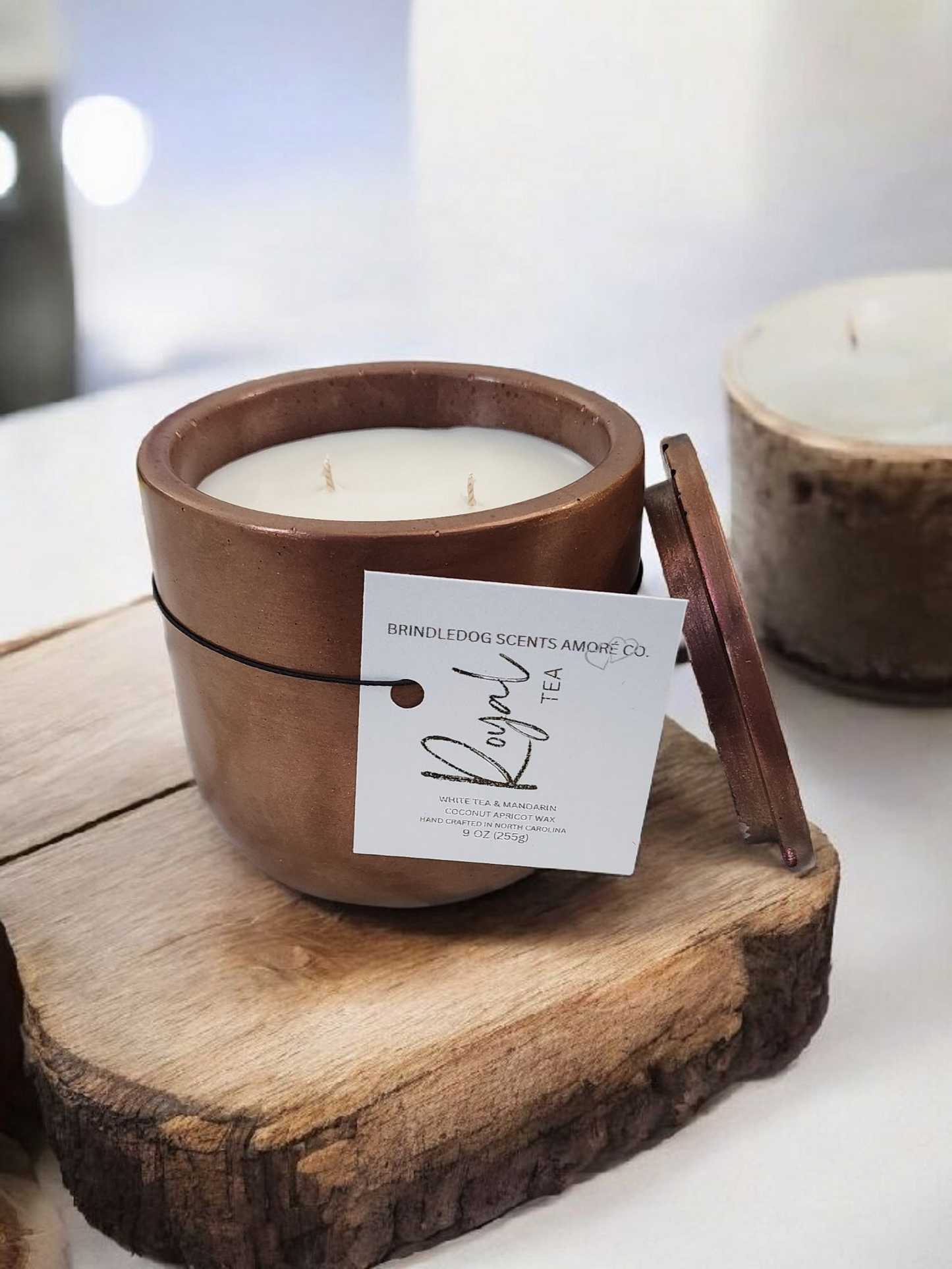 Royal Tea 9 oz White Tea & Mandarin Scented-Throwing Copper Series Cement Candle