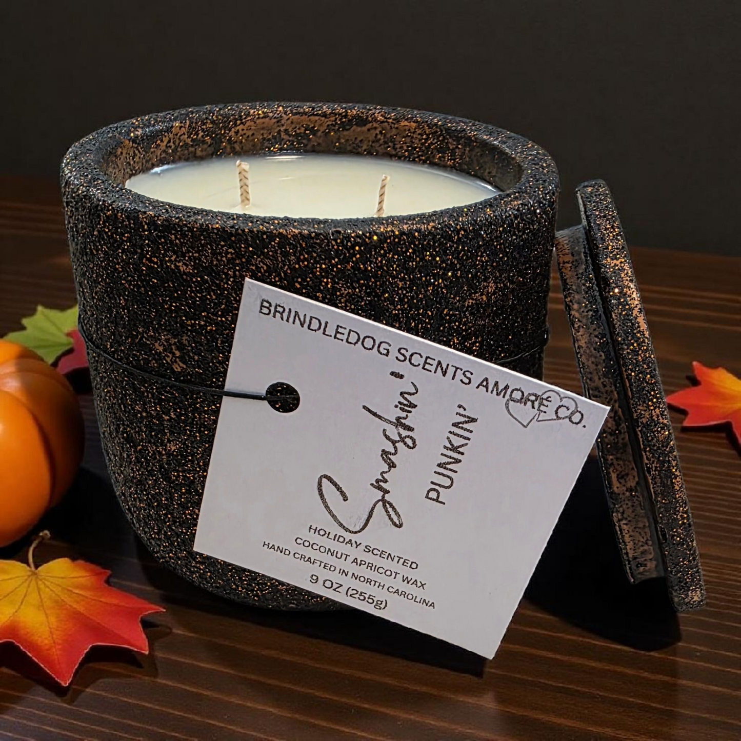Smashin' Punkin' 9 oz Holiday Scented-Sparkle Series Cement Candle